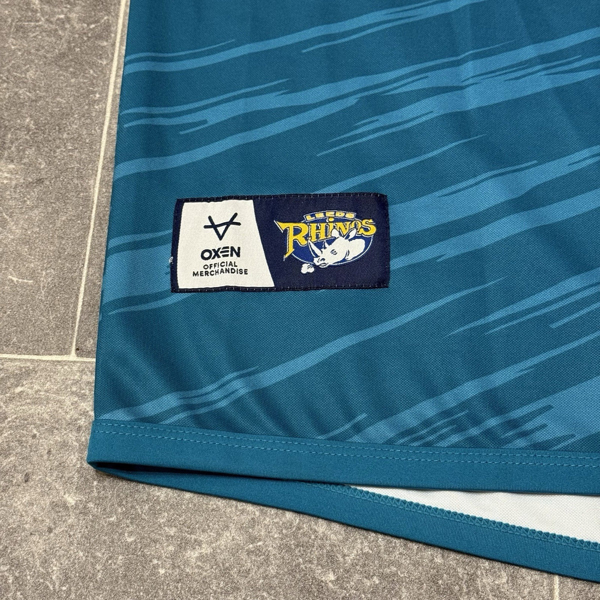Leeds Rhinos Rugby League Shirt Men's Size 2XL XXL Jersey Oxen