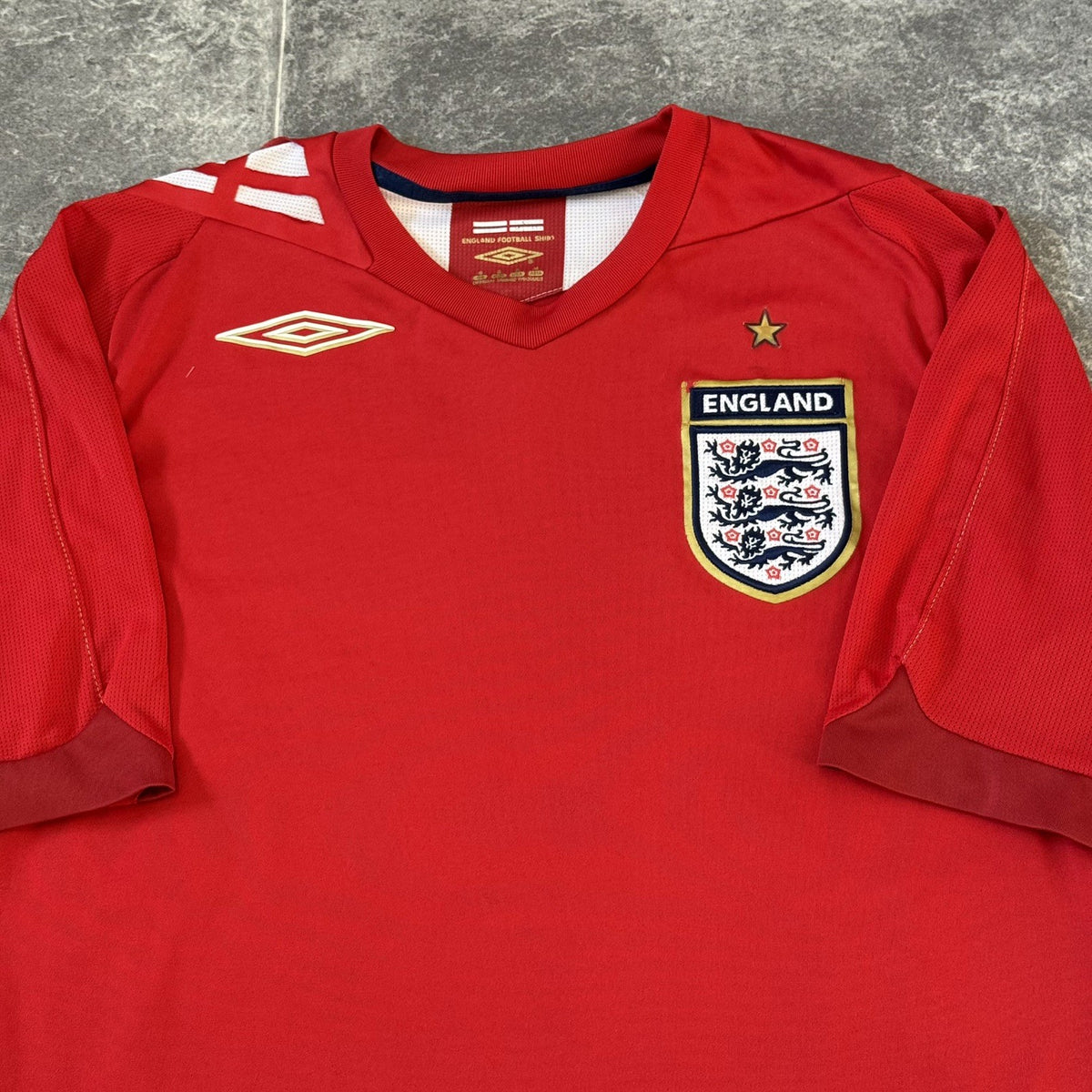 ENGLAND AWAY SOCCER JERSEY 2006 2008 FOOTBALL SHIRT ADULT SIZE SMALL