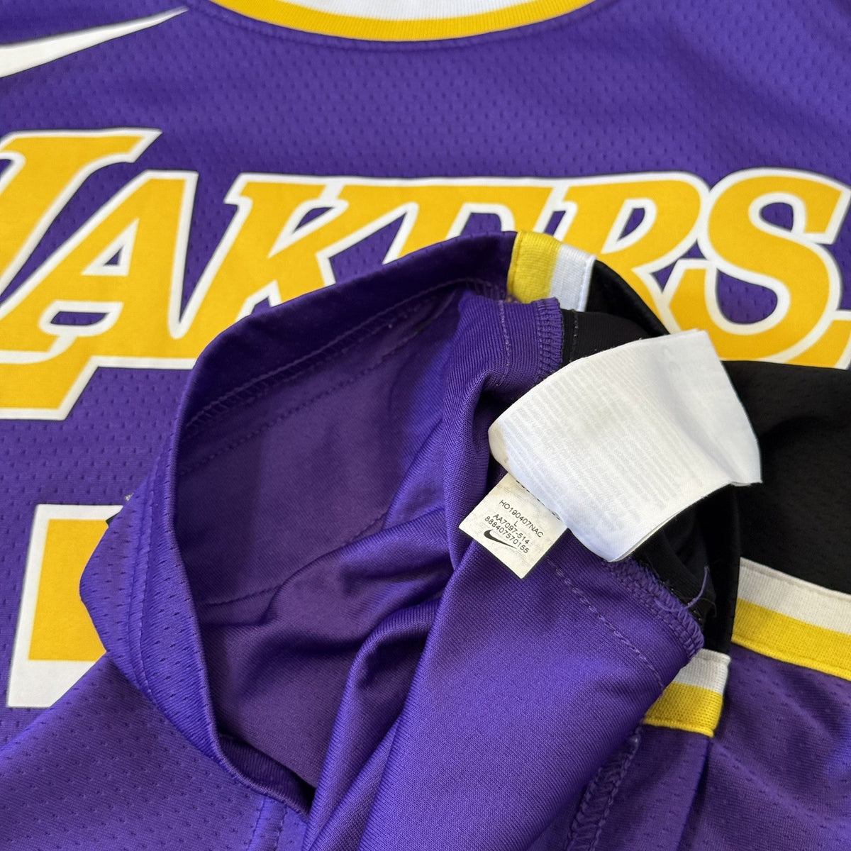 Lebron James Los Angeles Lakers Nike NBA Jersey Size Large 48 Adults