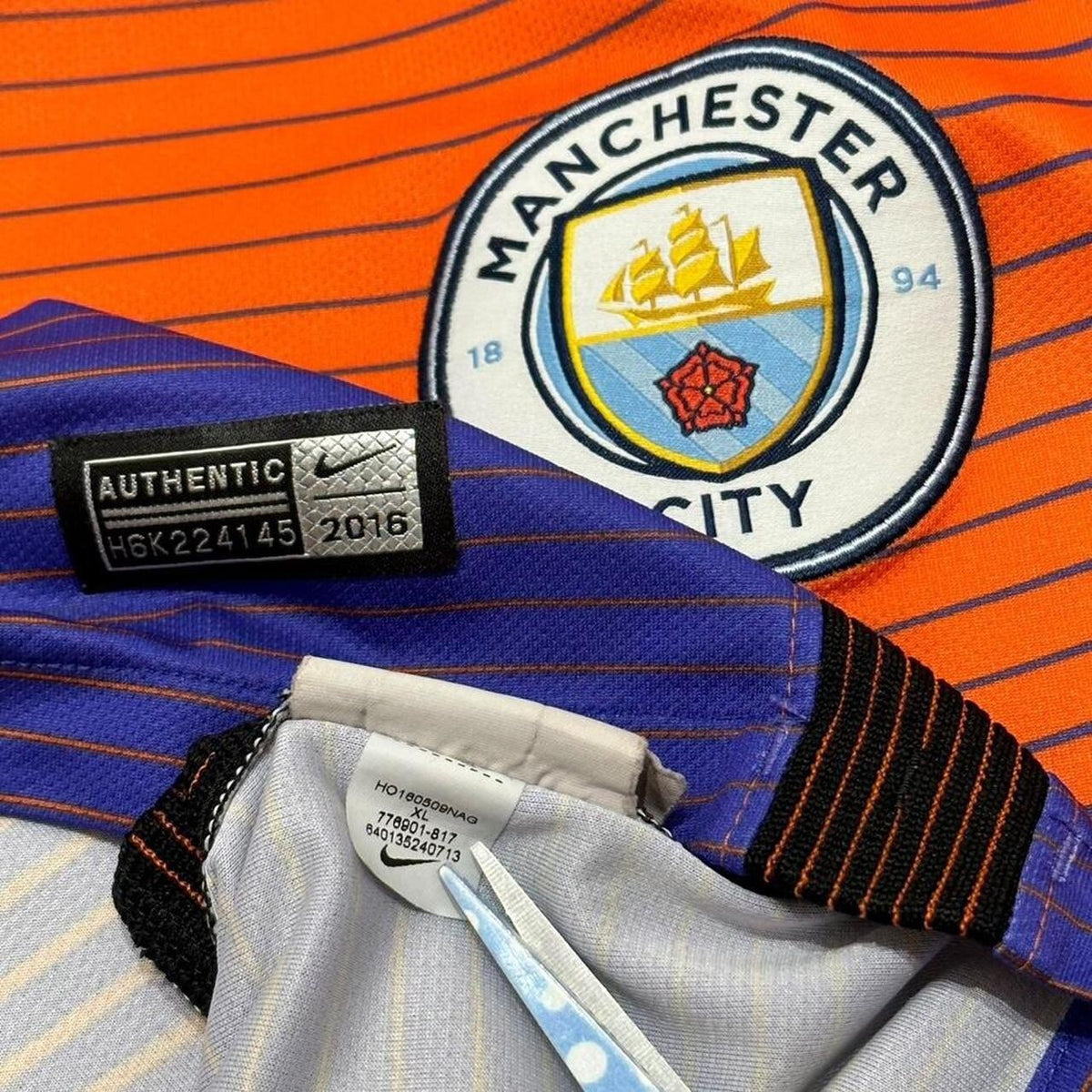Manchester City Football Shirt 2016/17 3rd Jersey Size XL 33 Jesus