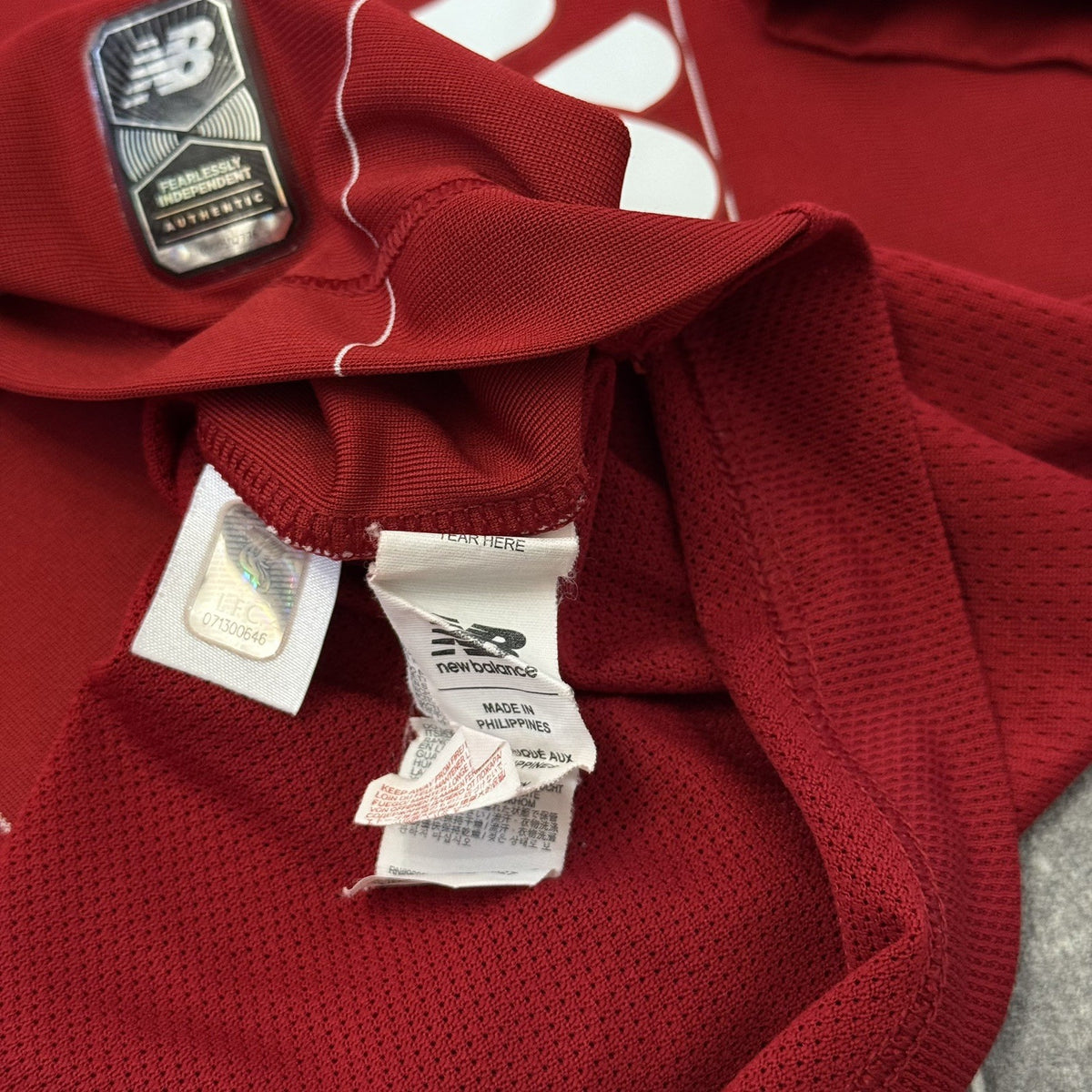 Original Authentic Liverpool Home Shirt 19/20 Small Adults