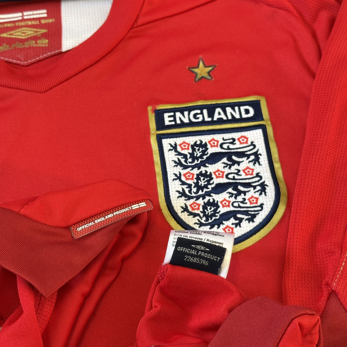 ENGLAND AWAY SOCCER JERSEY 2006 2008 FOOTBALL SHIRT ADULT SIZE SMALL