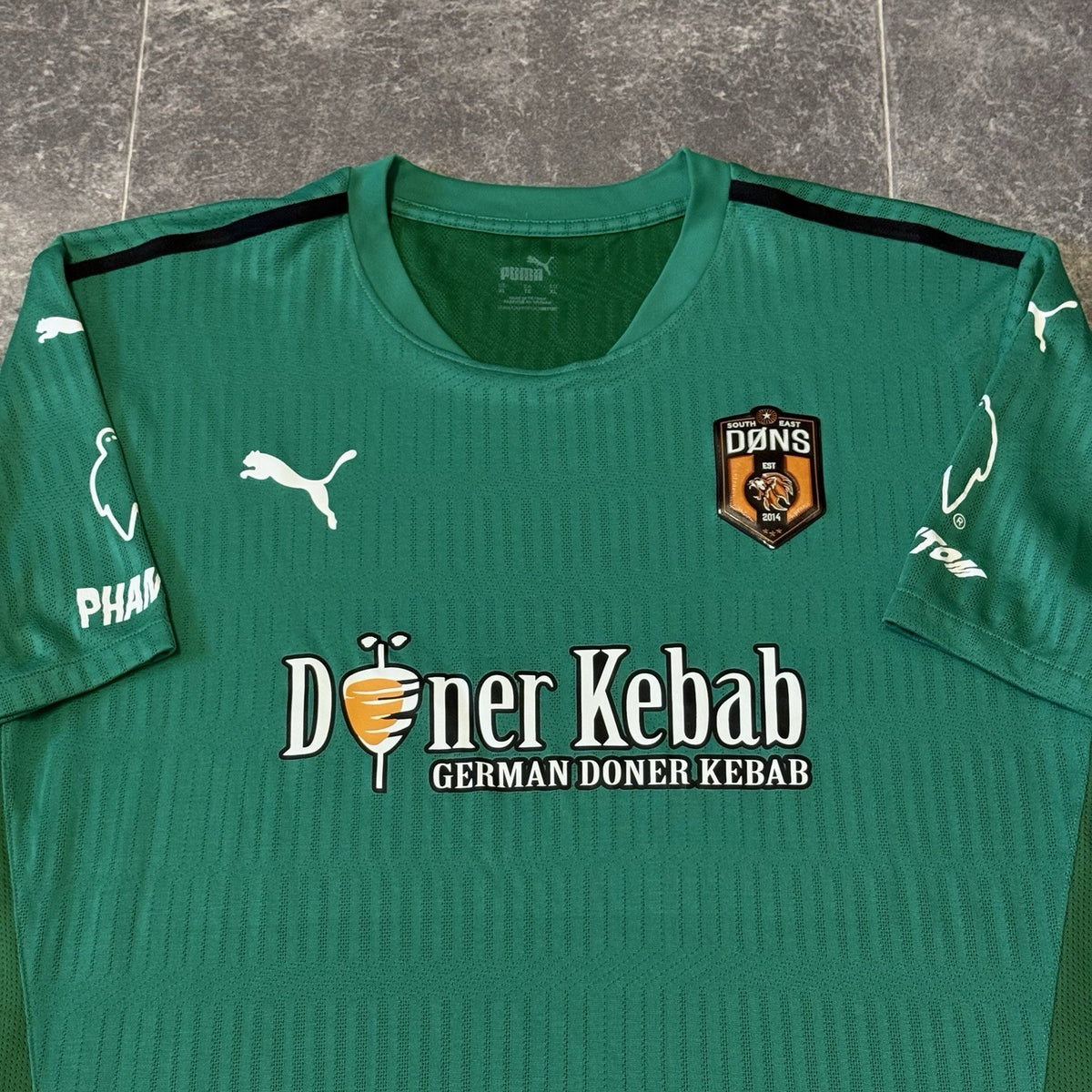 SOUTH EAST DONS FOOTBALL SHIRT SIZE XL EXTRA LARGE ADULTS PUMA