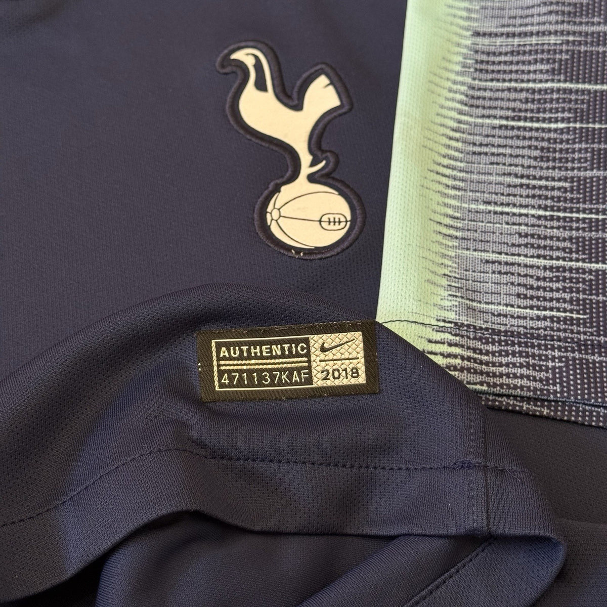 Tottenham Hotspur Football Club 2018/19 Away Shirt Nike Jersey Size Small