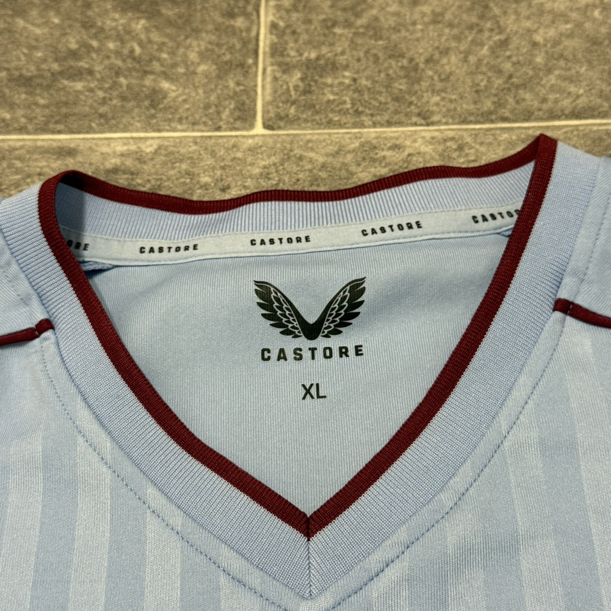 Aston Villa Away Shirt Castore XL Men’s Premier League 2022/23