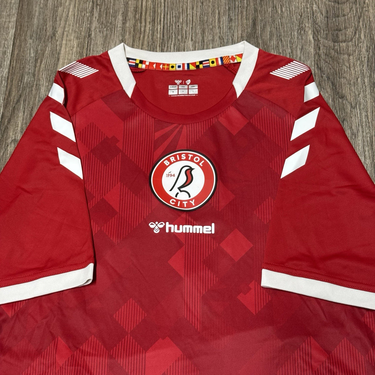 Original Bristol City Home Shirt 2021/22 Men’s Medium Number 22 Hummel