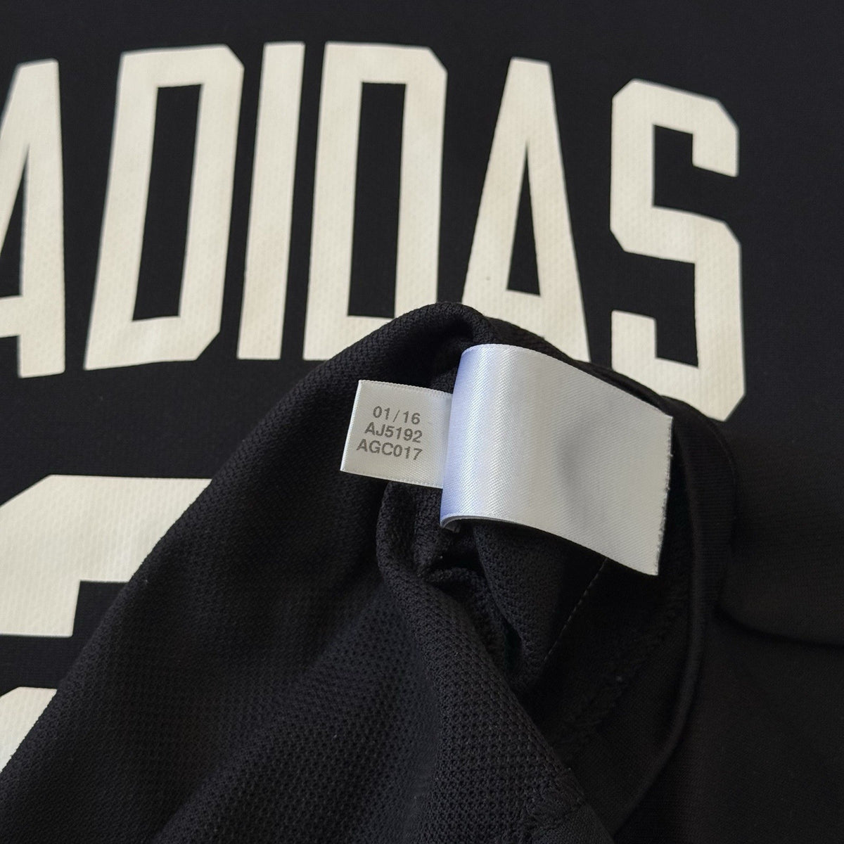 Adidas Nigo Basketball Jersey Shirt Vest Size Mens Medium