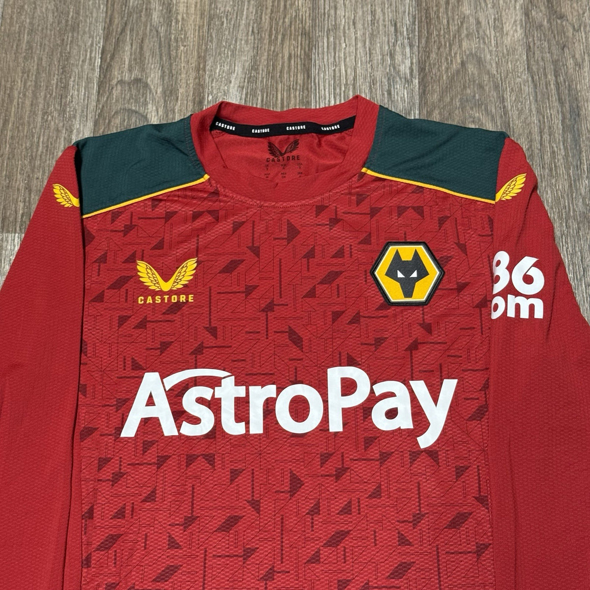 Wolves Away Shirt 2023-2024 Long Sleeve Football Jersey Size Small