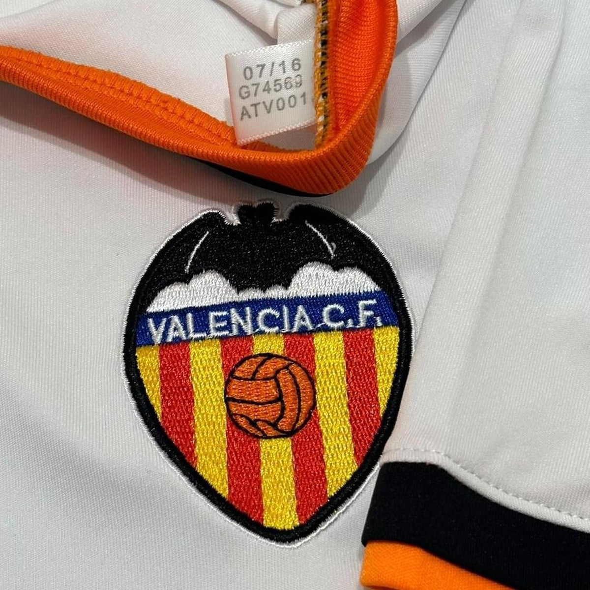 Valencia Football Shirt 2016 Adidas Home Training Jersey Size S