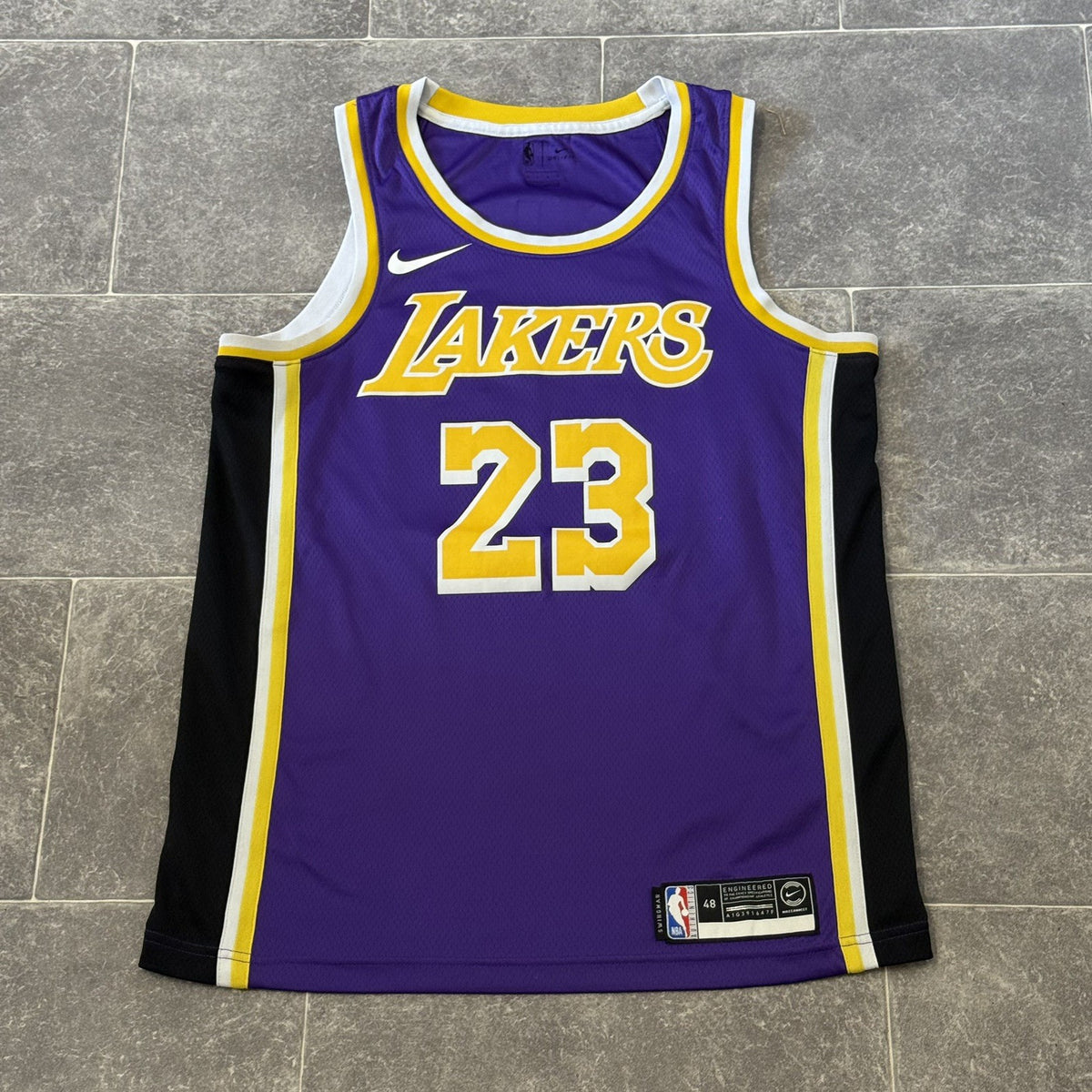 Lebron James Los Angeles Lakers Nike NBA Jersey Size Large 48 Adults