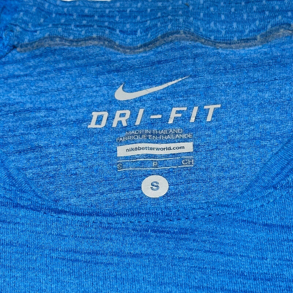 BARCELONA TRAINING 2015 2016 SHIRT FOOTBALL SOCCER JERSEY NIKE SIZE S SMALL
