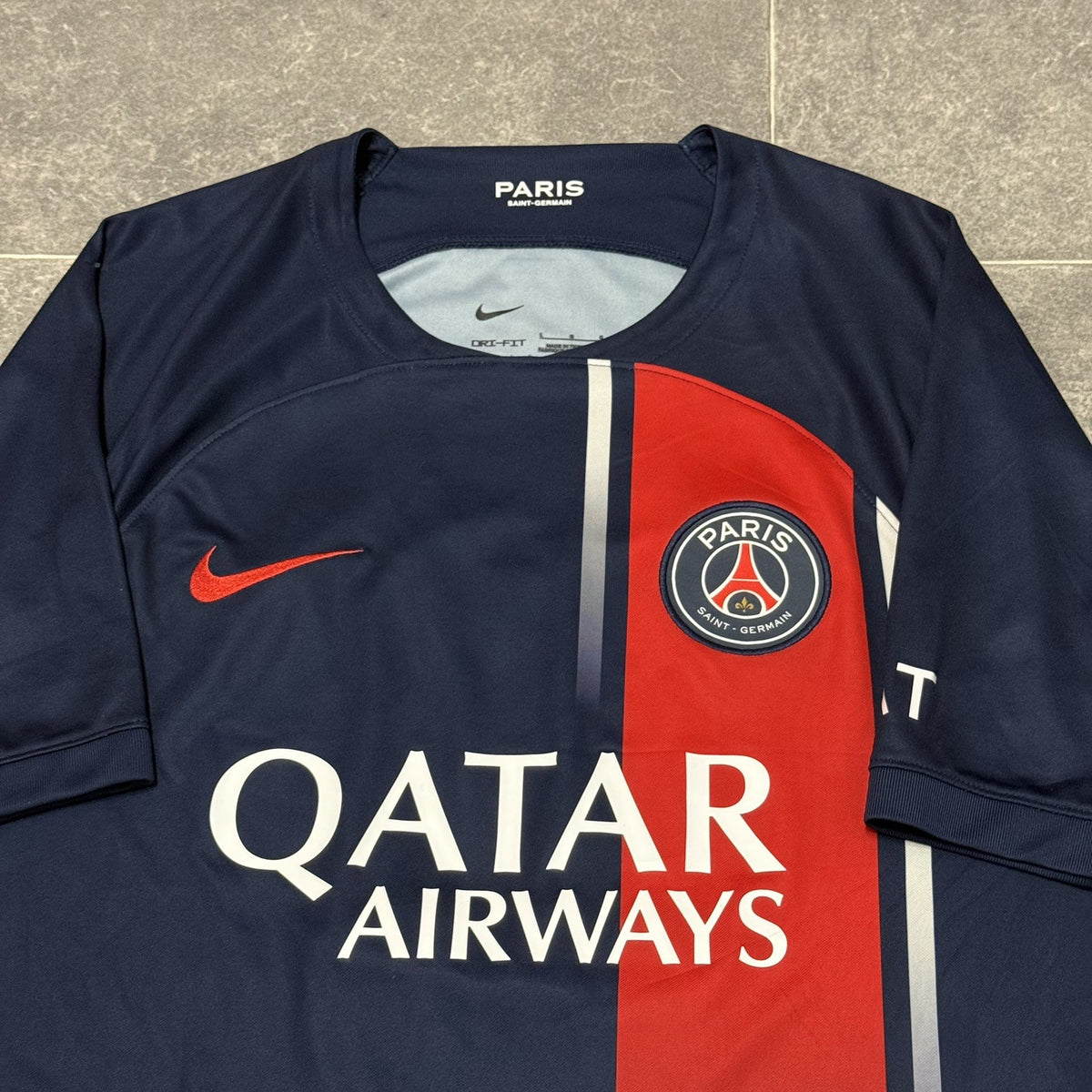 Paris Saint-Germain PSG Nike Home Shirt Large 23/24 Soccer Jersey Neymar JR #10