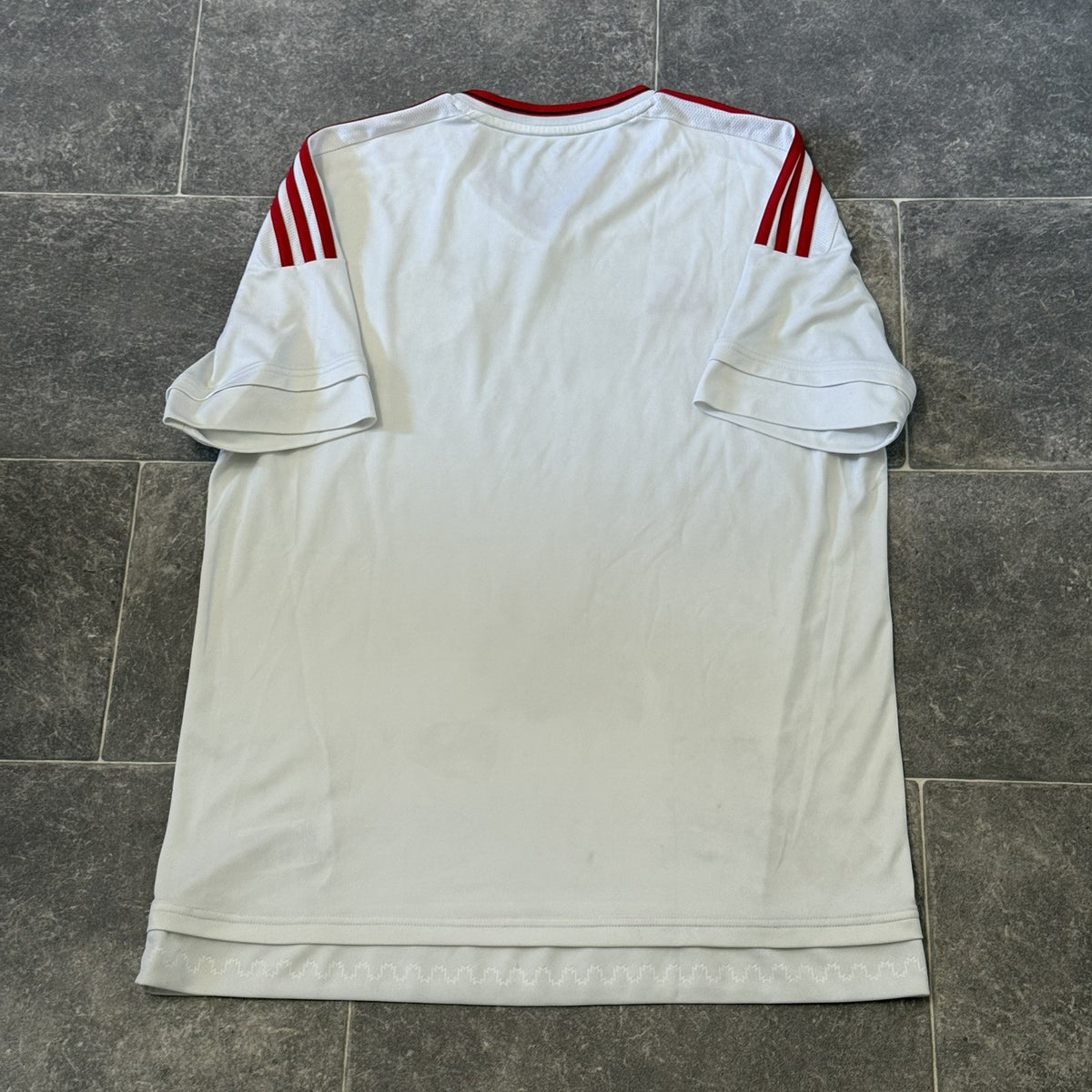 Manchester United Football Shirt Jersey 2015/16 Away Large Adults