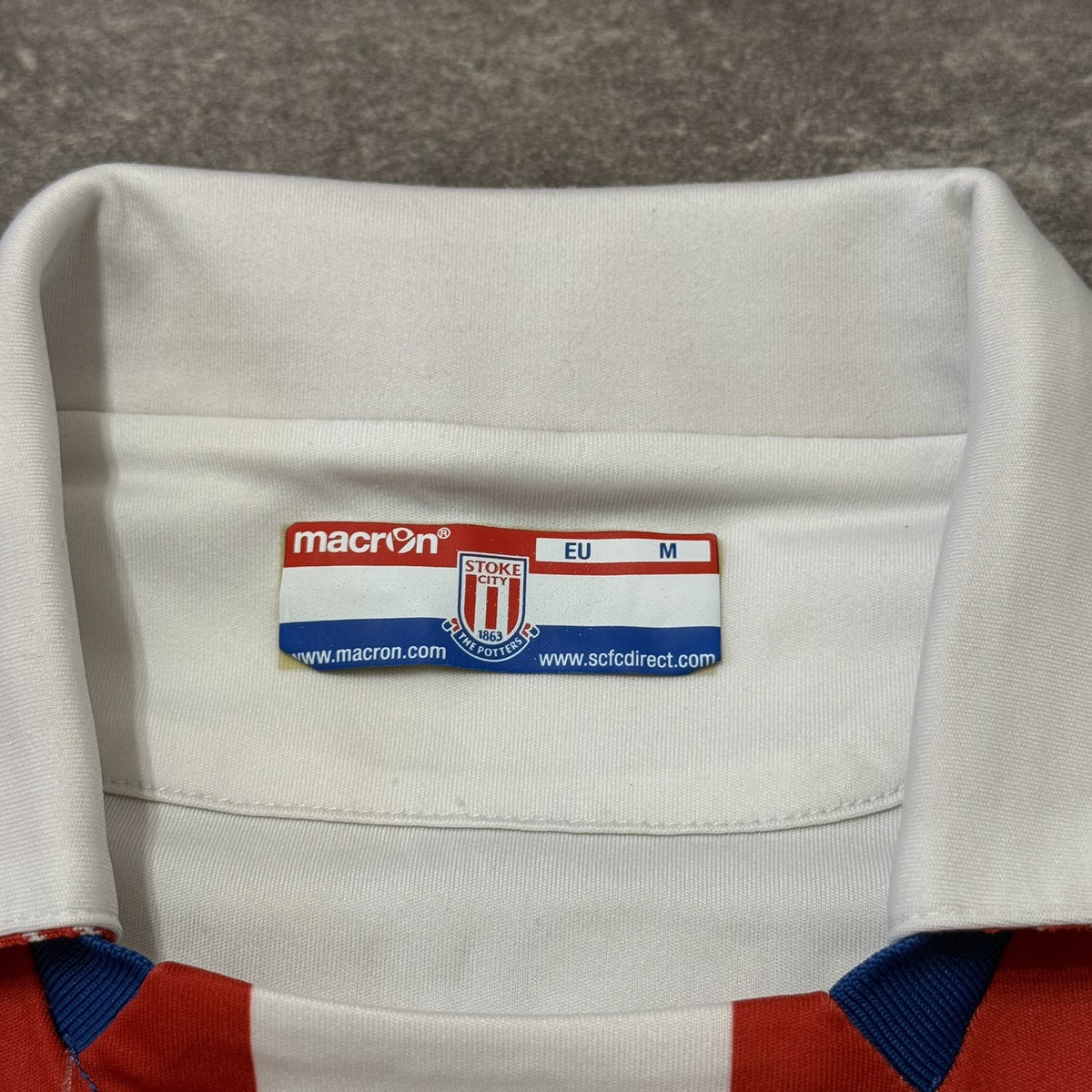 Stoke City Home Football Shirt 2016/17 Adults Medium Macron #21 Imbula