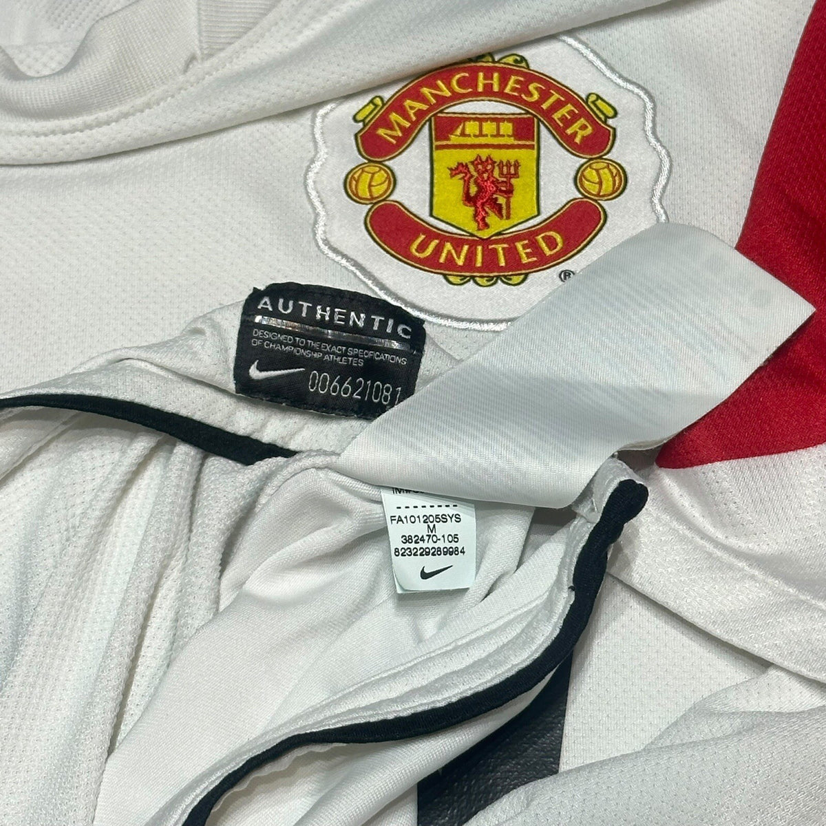 Manchester United Away Shirt 2010/11 OWEN #10 Nameset Medium Official NIKE