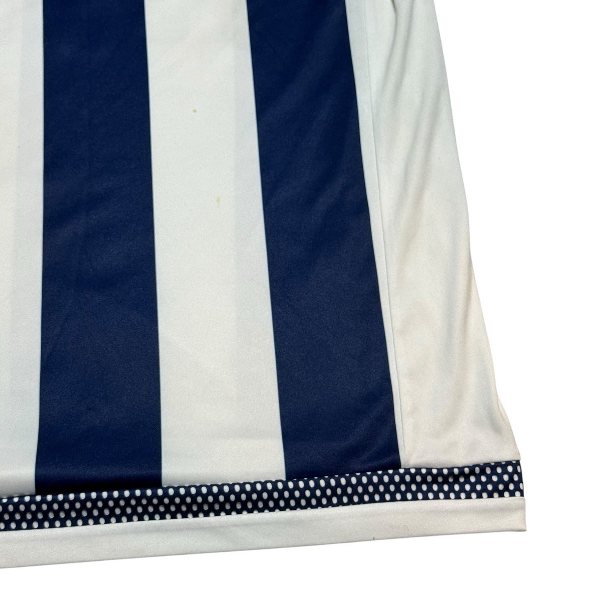 WEST BROMWICH ALBION 2015/2016 HOME  SHIRT JERSEY SIZE SMALL ADULTS