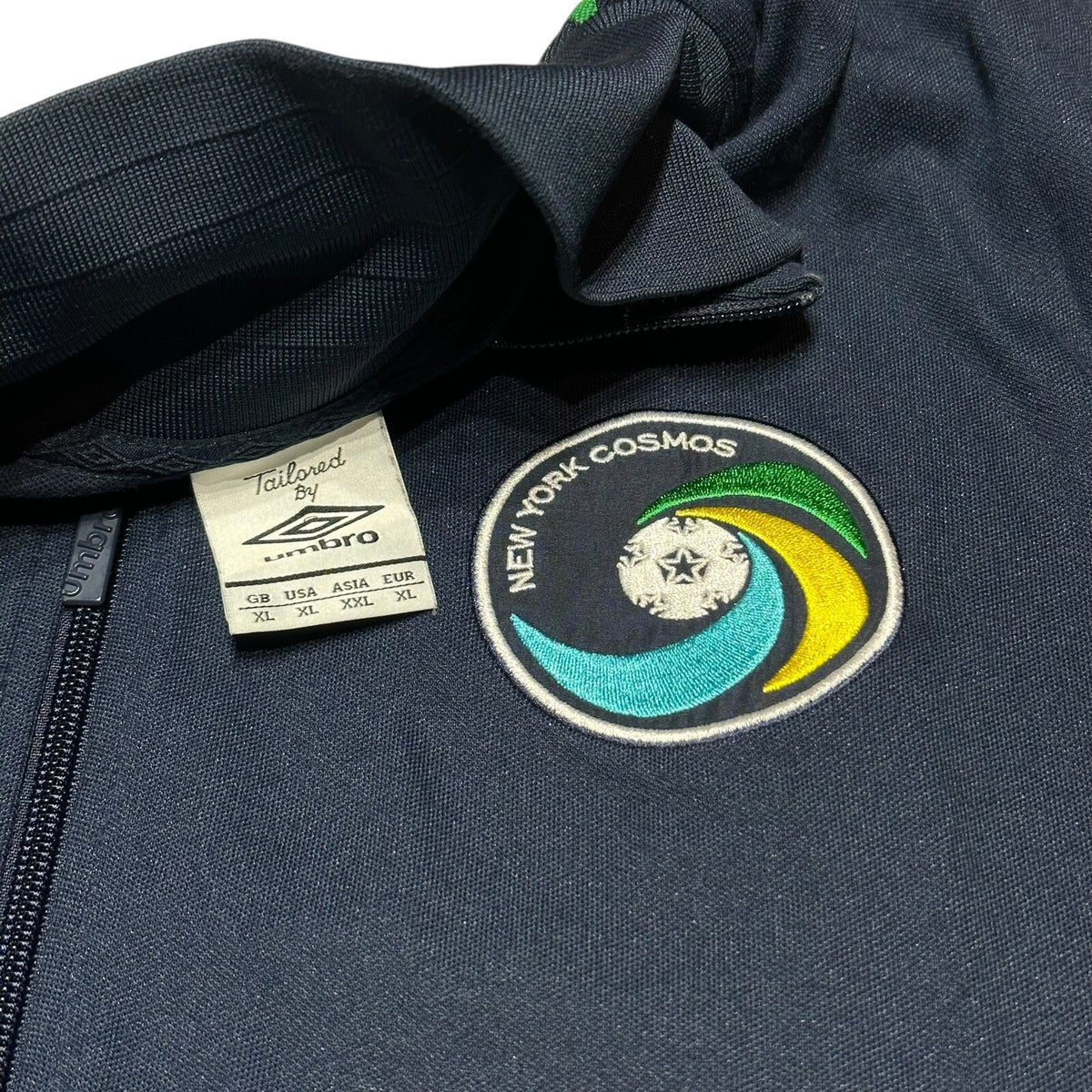 New York Cosmos 2011-12 UMBRO Track Jacket Size XL Woman’s Men’s M/L