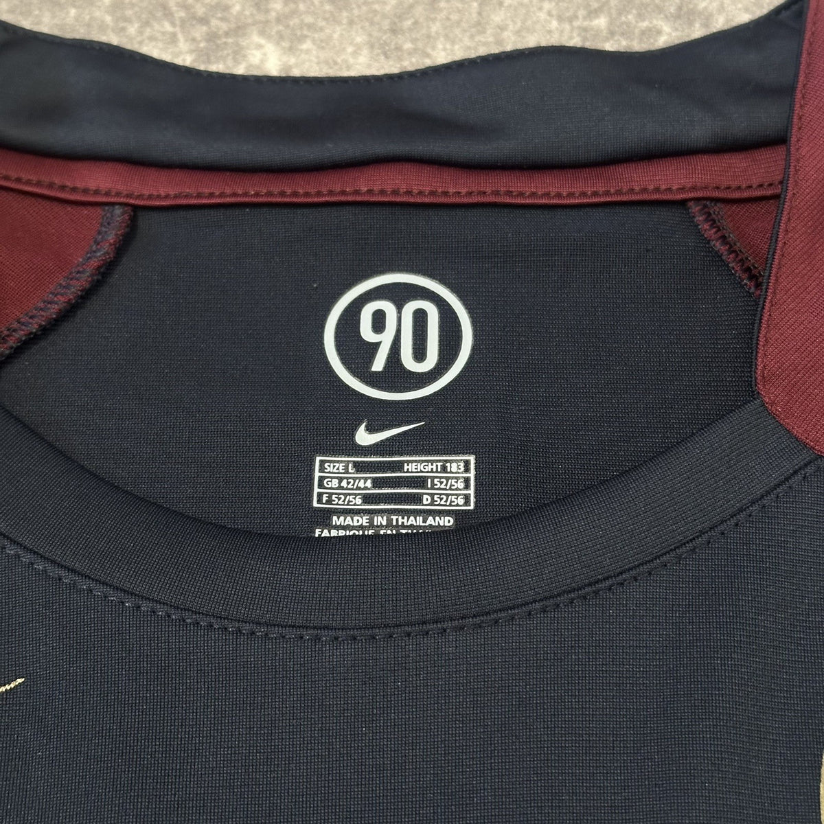 Vintage Nike Total 90 Soccer Jersey T-Shirt Y2K Big Logo Size Large Adults