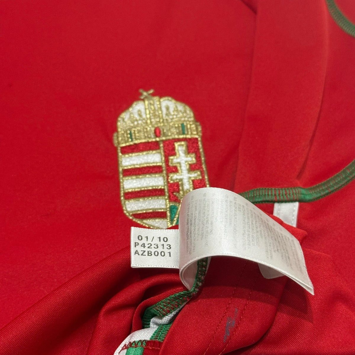 Hungary Home Football Shirt 2010/2012 Mens Large Adidas Soccer Jersey