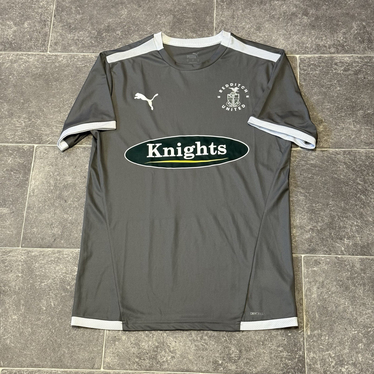 Redditch United Football Club Shirt Small Adults Puma Grey