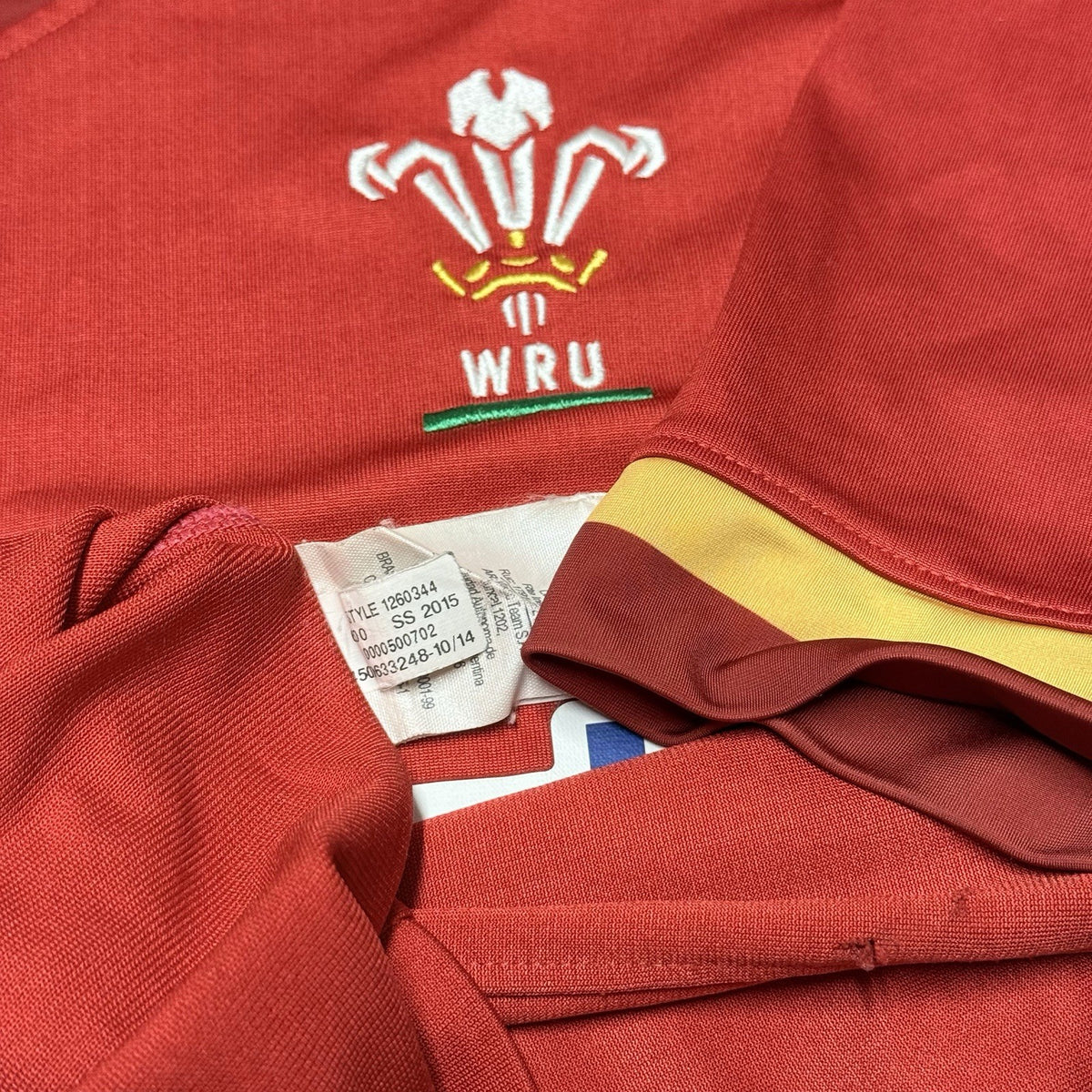 Wales 2015/2016 Rugby Union Home Shirt Large Adults