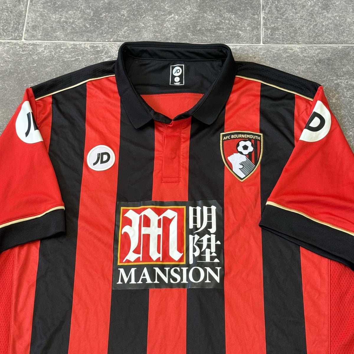 AFC Bournemouth Home Football Shirt 2016/17 Adults Size Large JD Black/Red