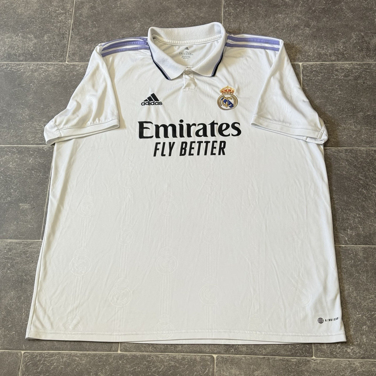 Real Madrid Home Shirt Mens 2XL 2022/23 Adidas Football Jersey Short Sleeved