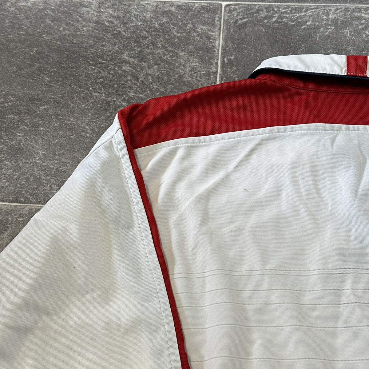 England Home Reversible 03/05 Umbro XL Football Jersey Adults