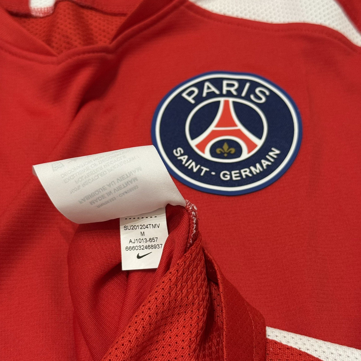 Paris Saint Germain PSG Football Shirt Training Soccer Jersey Medium Adults