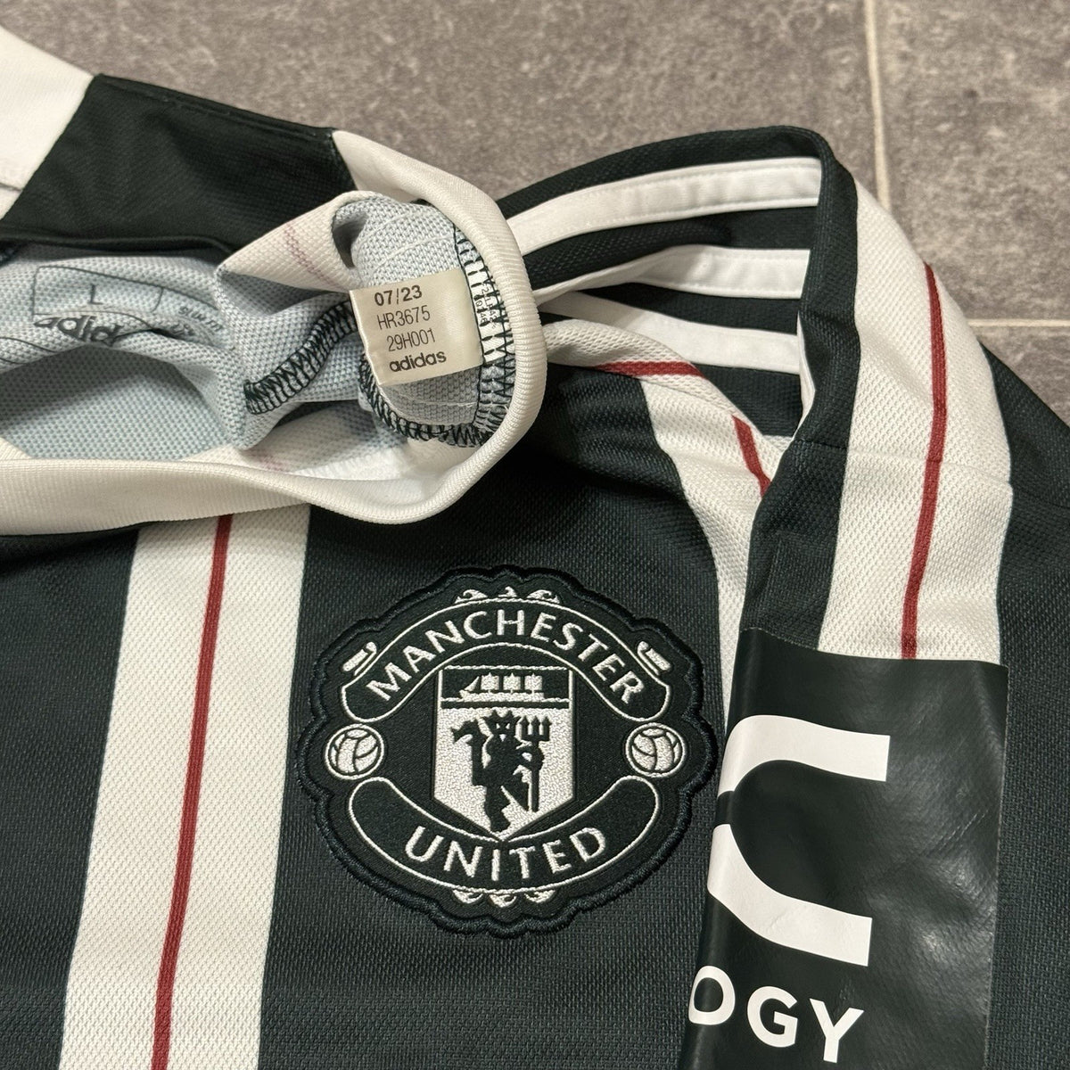 Manchester United 23/24 Away Shirt Large Men’s Adidas Football Jersey