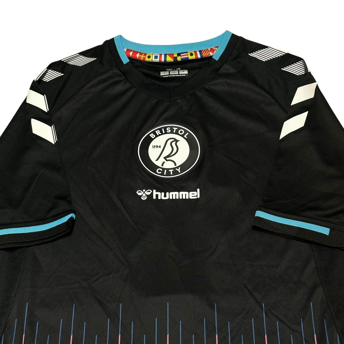 Bristol City Away Shirt 2021/22 Adult Small Number 9