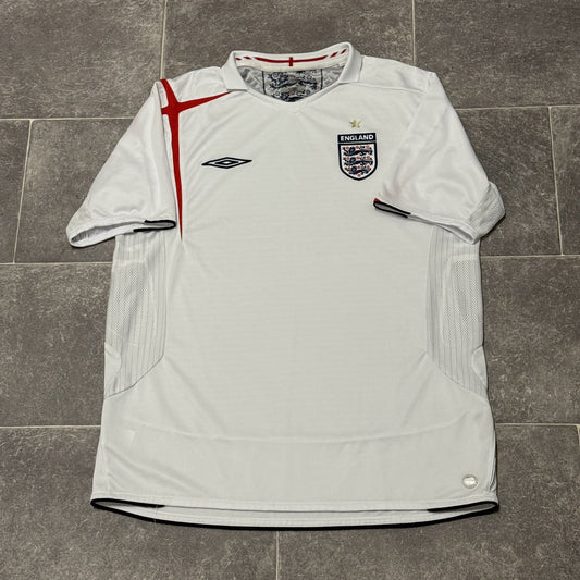 Umbro Football Jersey England Size Large White Home 2005-2007 Y2K