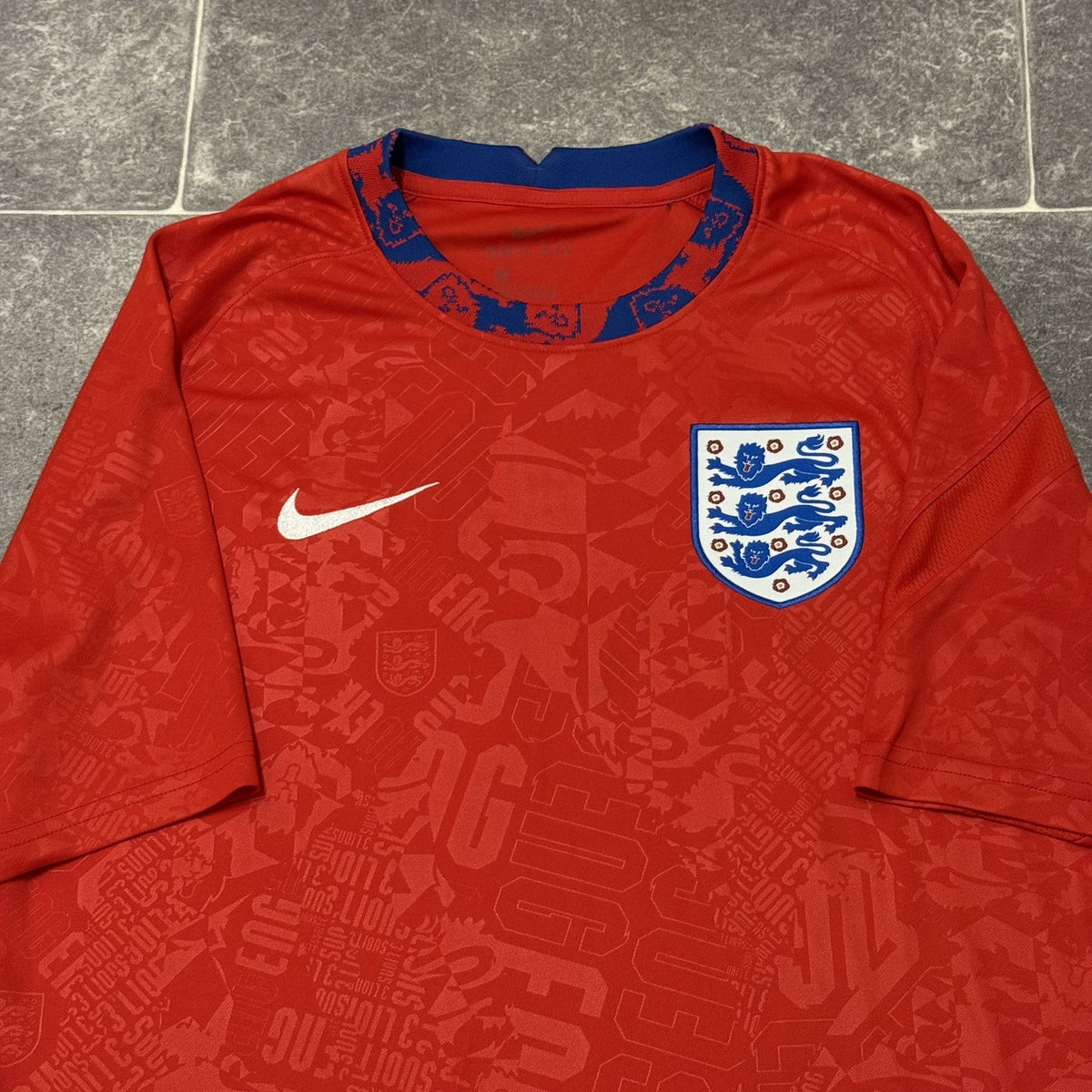England Football Shirt Medium Adults 2020/21 Pre Match Training Jersey Nike