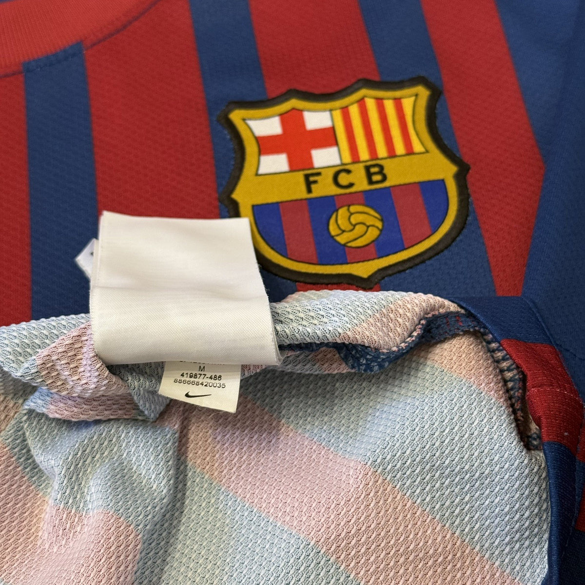 Barcelona FC 2011/12 Nike Home Shirt Medium Adults