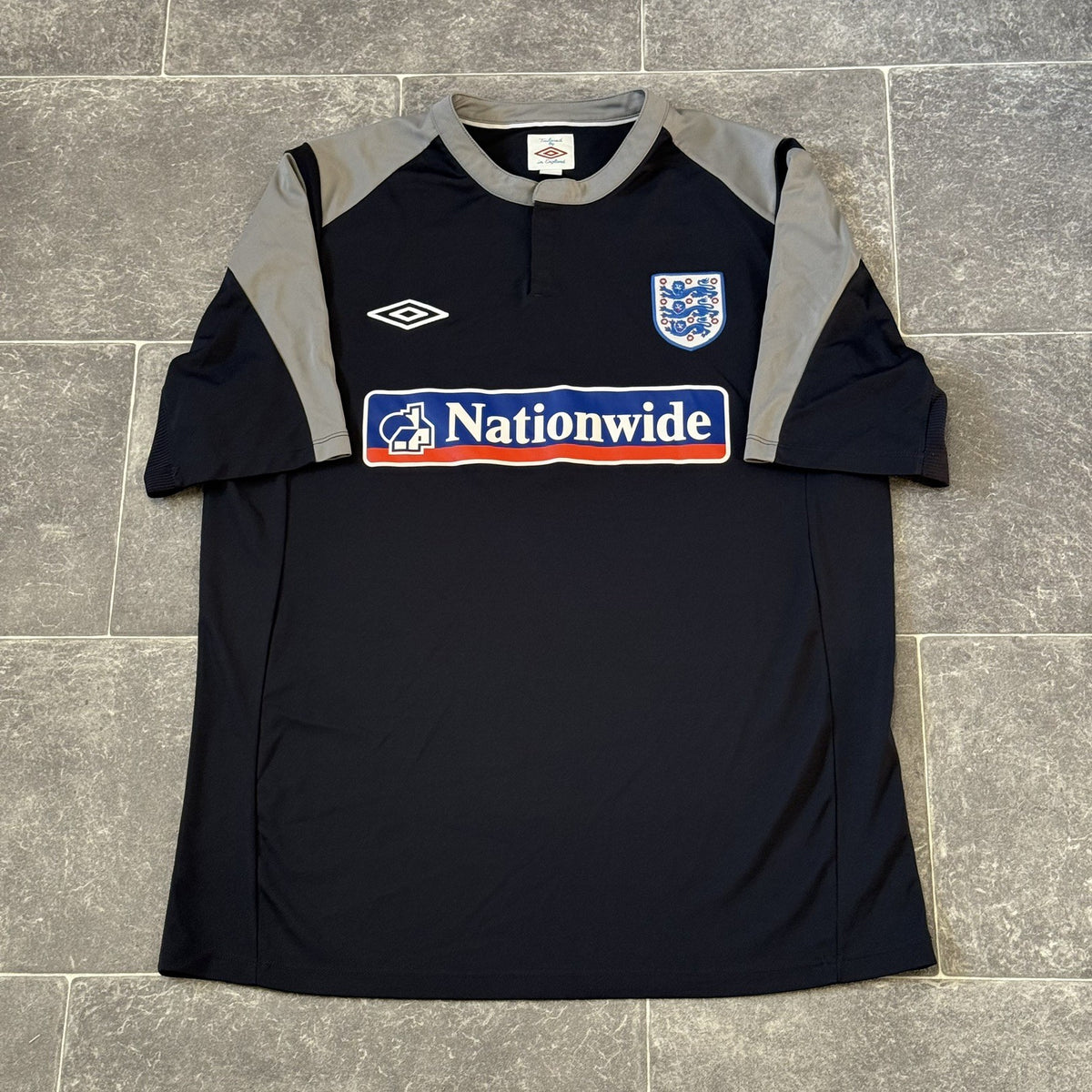 England Football Shirt 2010 Training Soccer Jersey XL Adults