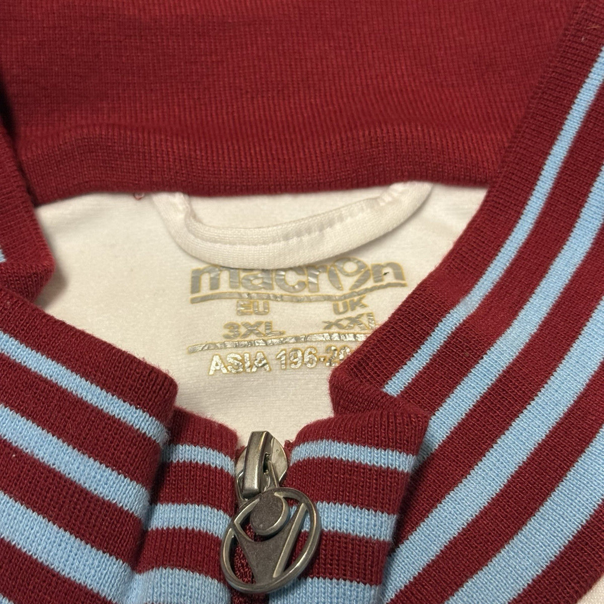 Aston Villa Football Jacket Full Zip Macron 2014/15 Size 2XL / 3XL EUR