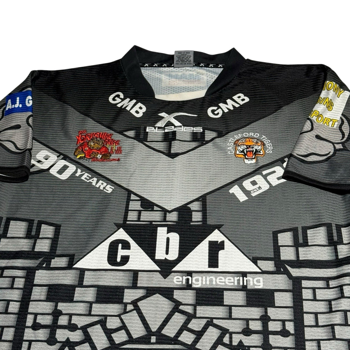 Castleford Tigers Rugby Shirt 90th Anniversary Special Jersey 2016 XBlades XL