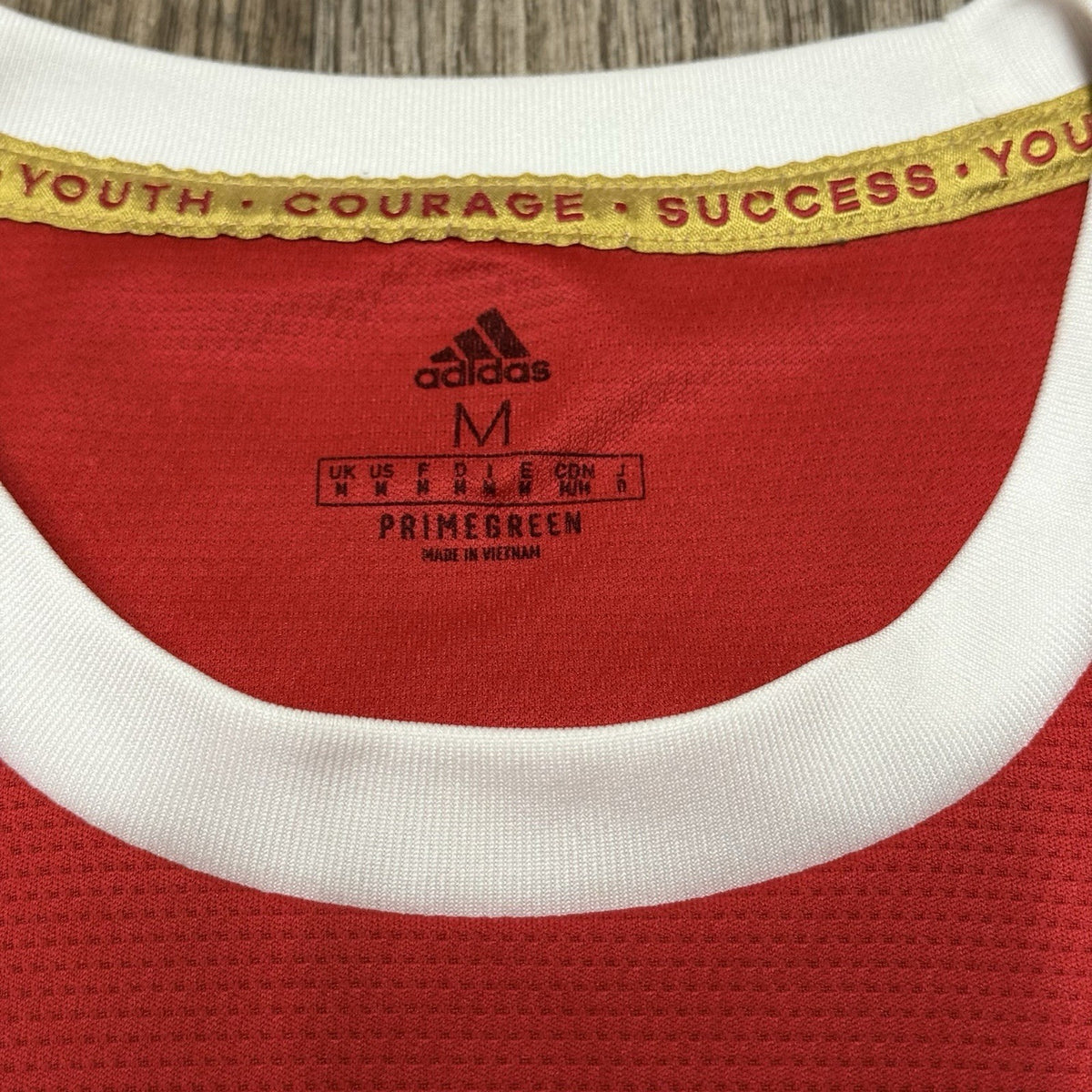 Manchester United 21/22 Home Football Shirt Sancho 25 Adidas Authentic Medium