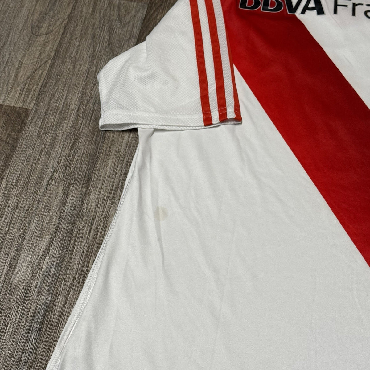 River Plate 2016/17 Home Football Shirt Medium