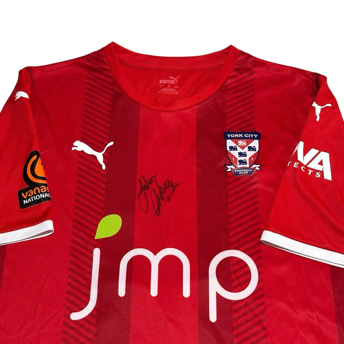 York City FC Football Shirt SIGNED 2021/22 #4 “Newton” Size XL Extra Large