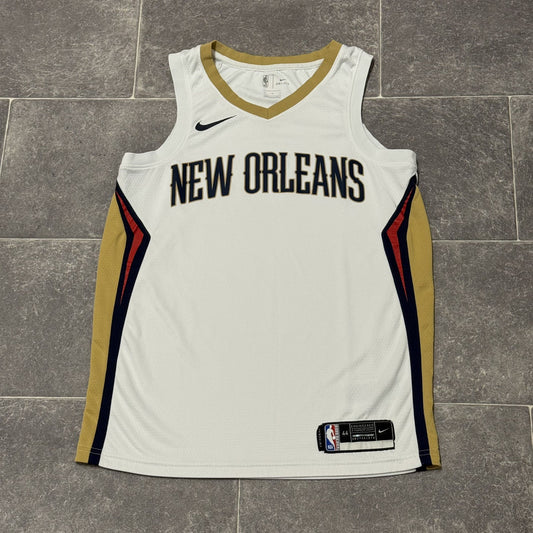 Anthony Davis New Orleans Pelicans NBA Home Swingman Jersey Medium Adults