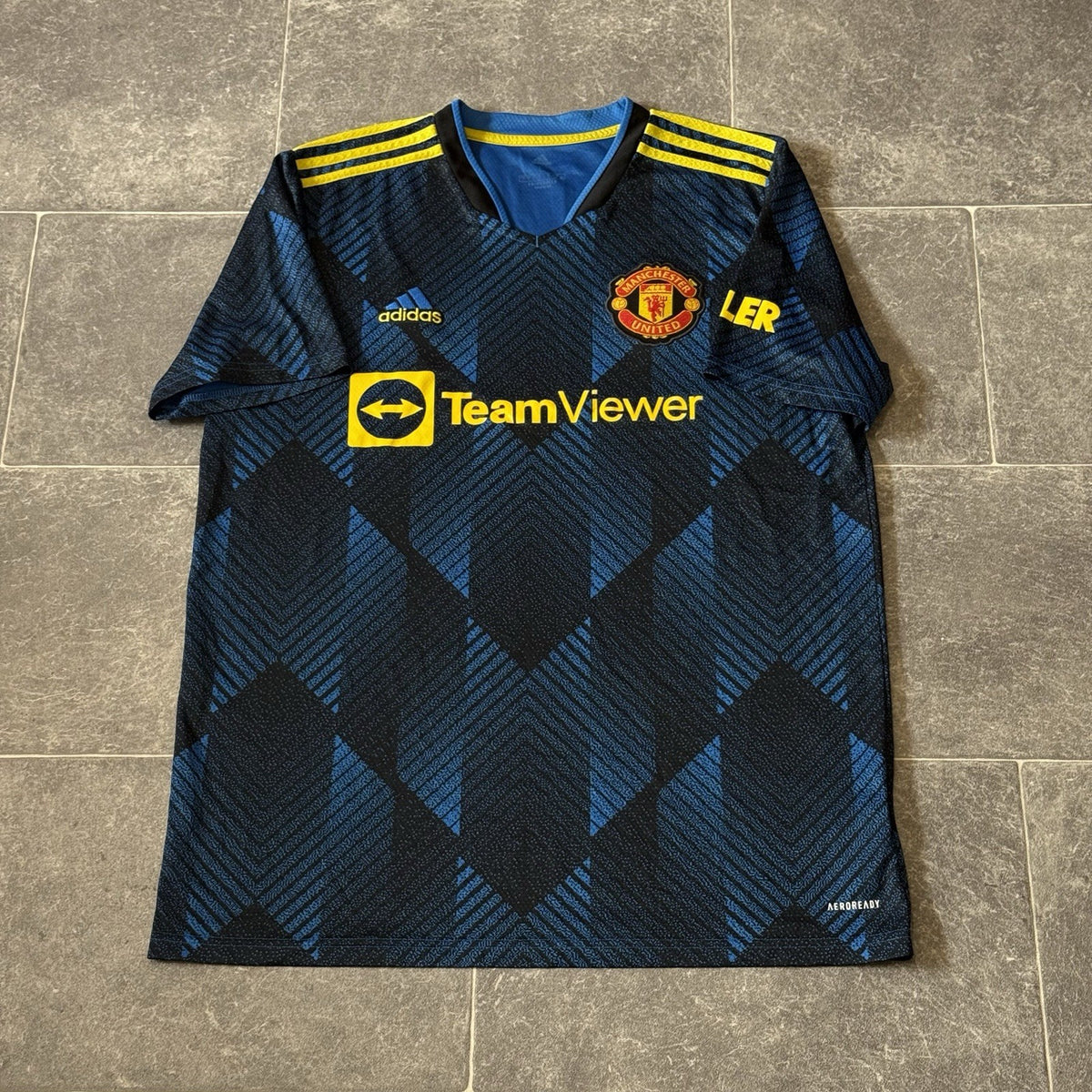 Manchester United Football Shirt Mens Large Blue 2021/22 Third Adidas