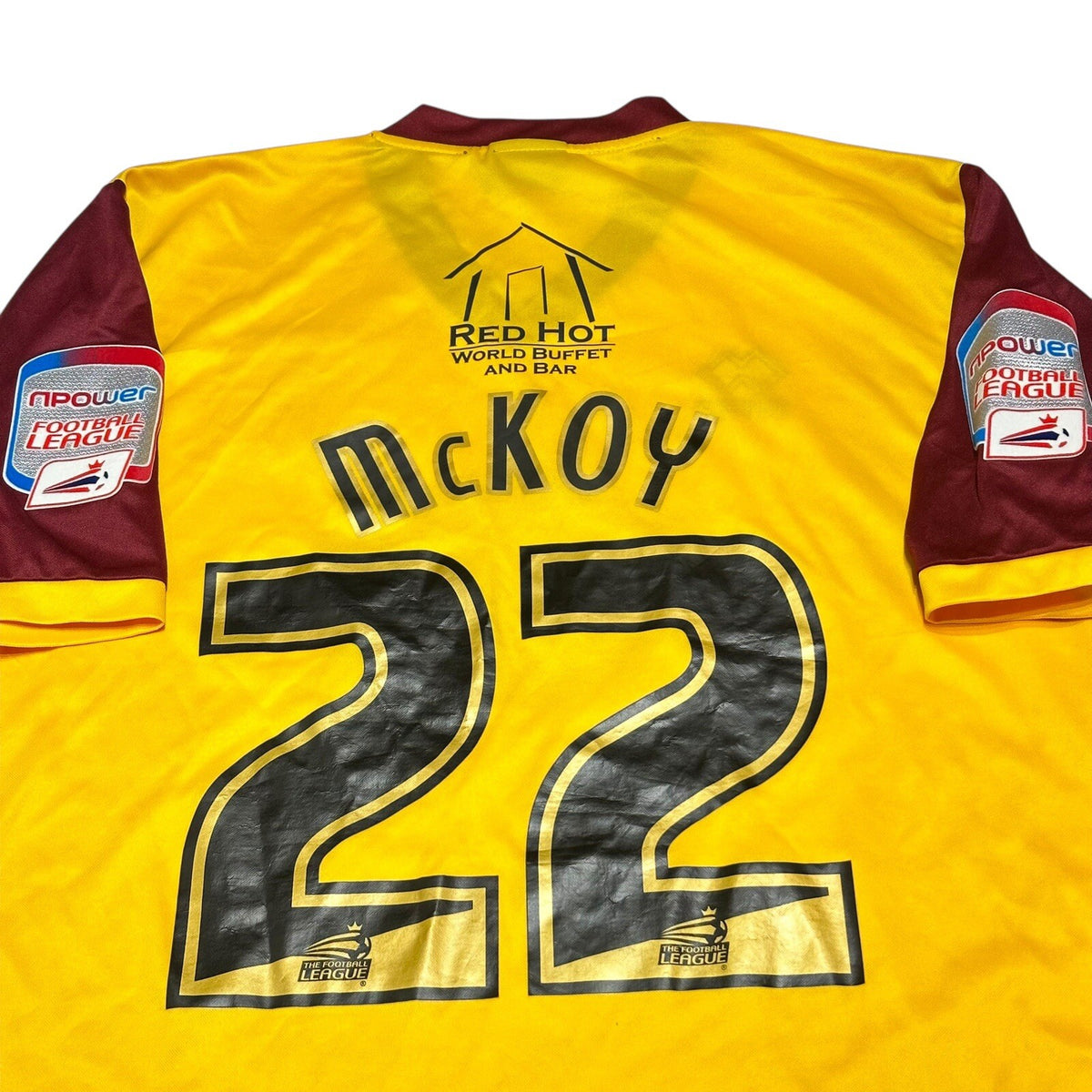 NORTHAMPTON TOWN Football Shirt Player Issue #22 McKoy Size XL ERREA