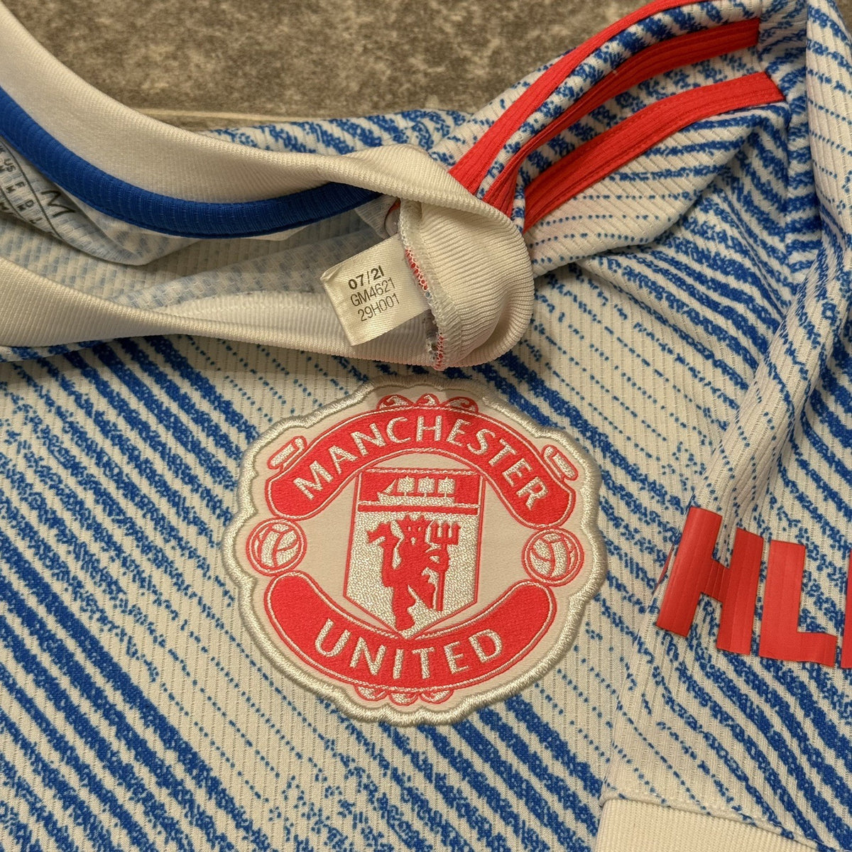 Original Manchester United Away Shirt 2021 / 2022 Medium Adults