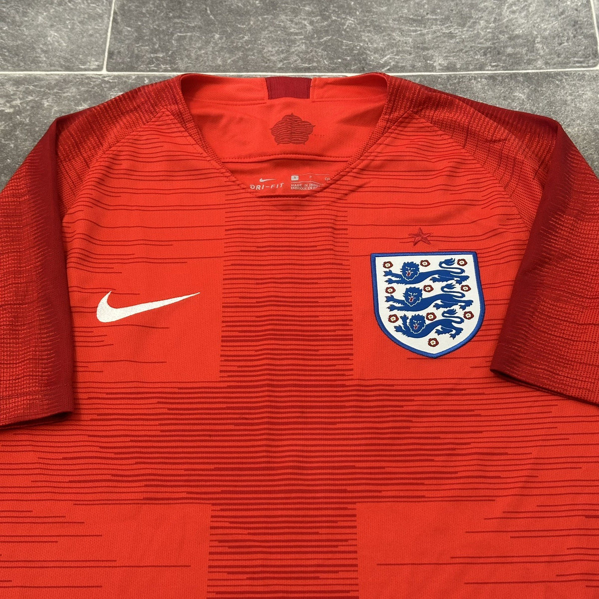 England Football Shirt Jersey 2018/19 Away Small Adults