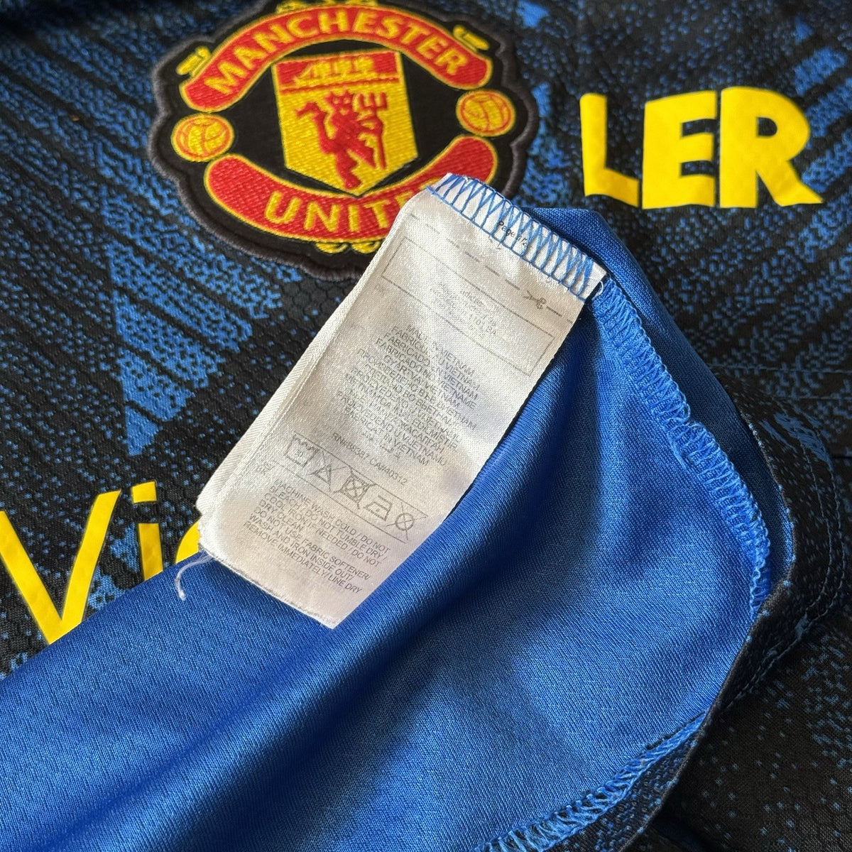 Manchester United Football Shirt Mens Large Blue 2021/22 Third Adidas