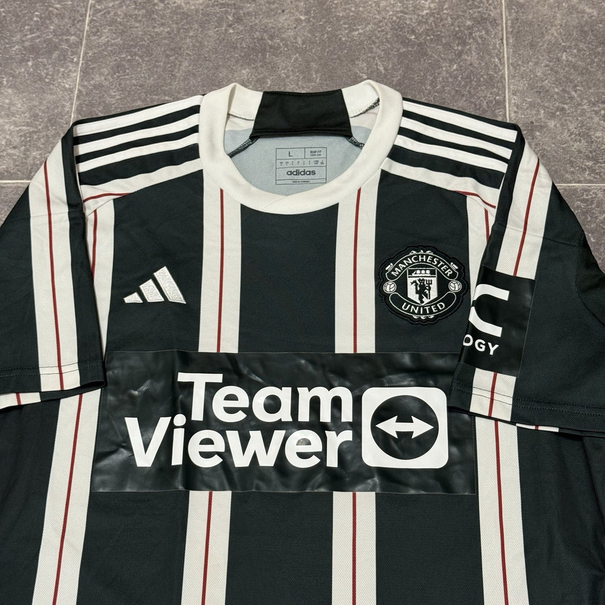 Manchester United 23/24 Away Shirt Large Men’s Adidas Football Jersey