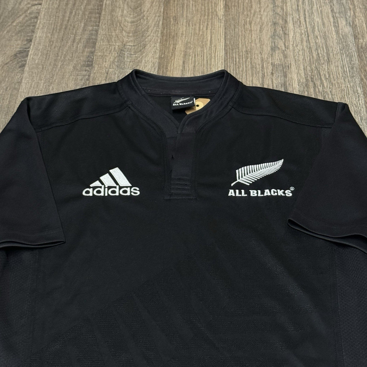 New Zealand All Blacks Shirt Mens Small Black Rugby Jersey Adidas Polyester