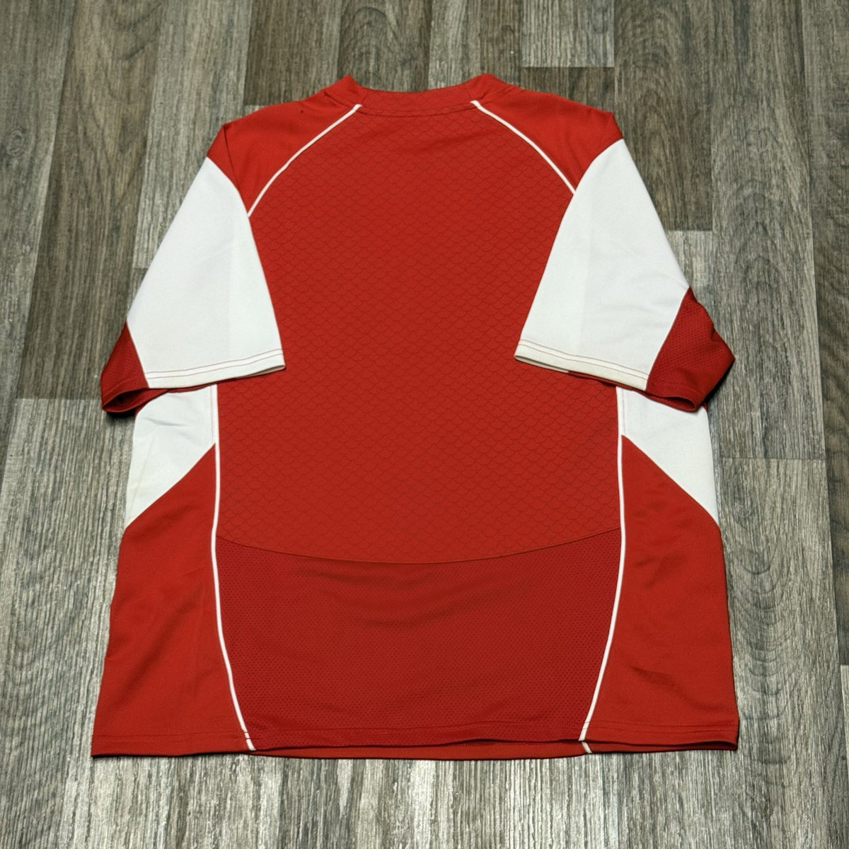Wales Rugby Shirt Admiral Under Armour Home 2010-2011 Size Large