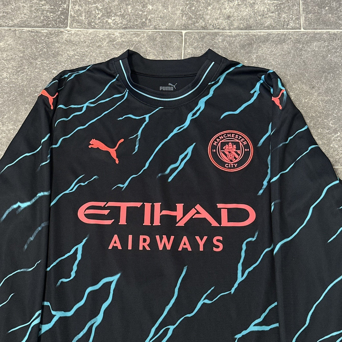 Manchester City 2023/24 Haaland Third Jersey Football Shirt Size 15-16 Years XL